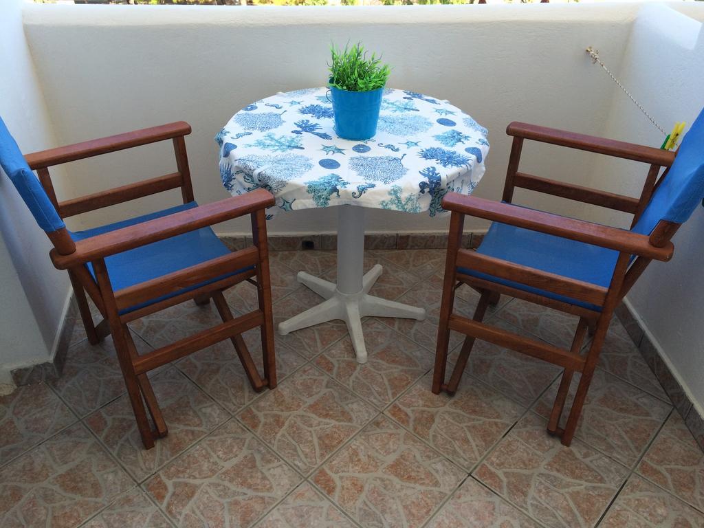 Paros Rooms Dora Экстерьер фото